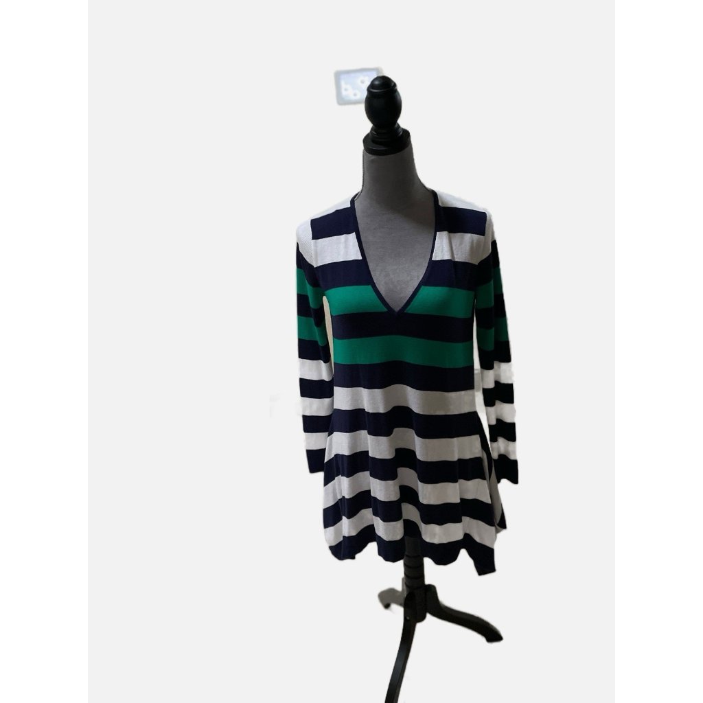 Tommy Bahama Women Multi Striped V-Neck Shark Hem Pullover Top/Dress Size M.